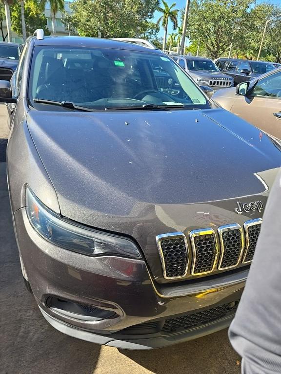 used 2021 Jeep Cherokee car, priced at $15,990