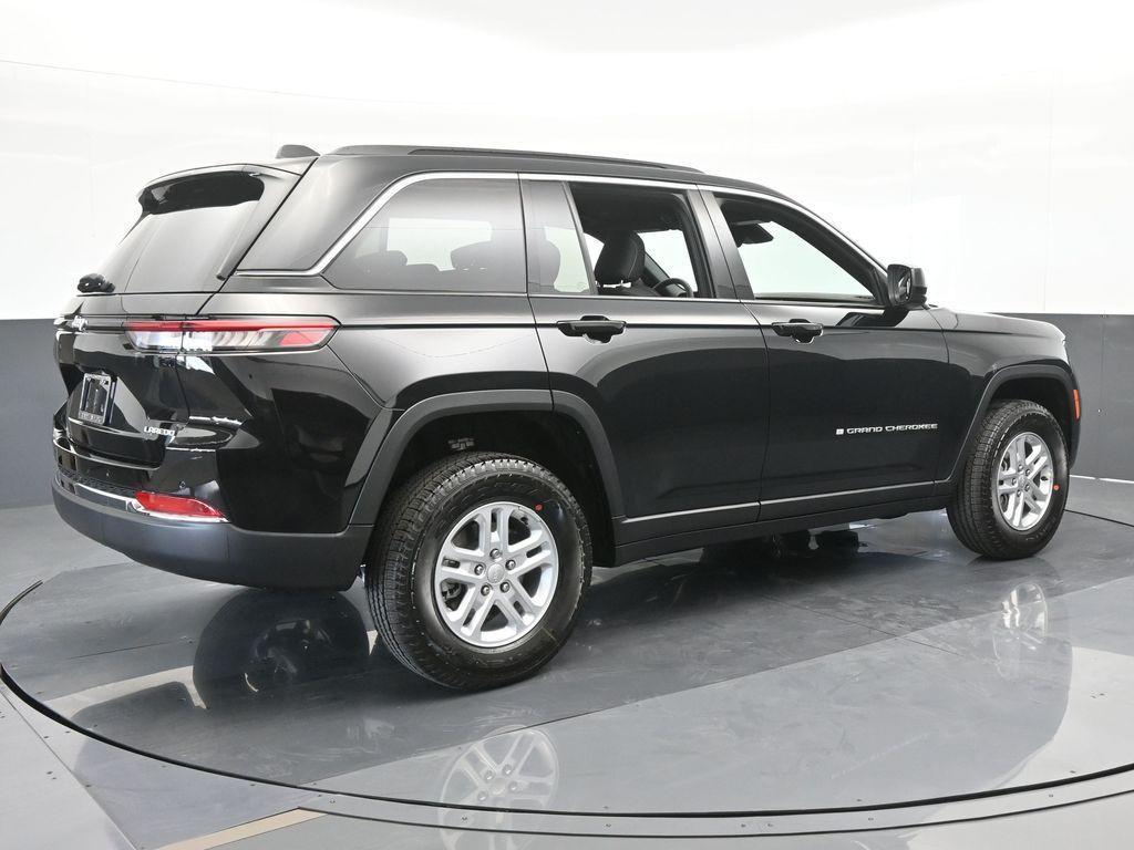 new 2025 Jeep Grand Cherokee car, priced at $37,769