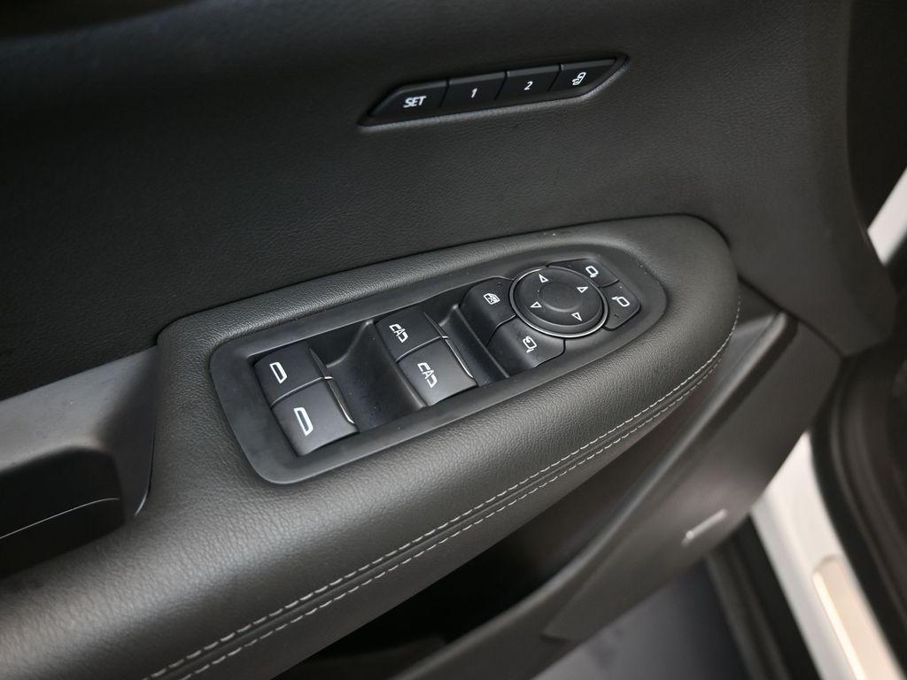 used 2022 Cadillac XT6 car, priced at $29,950