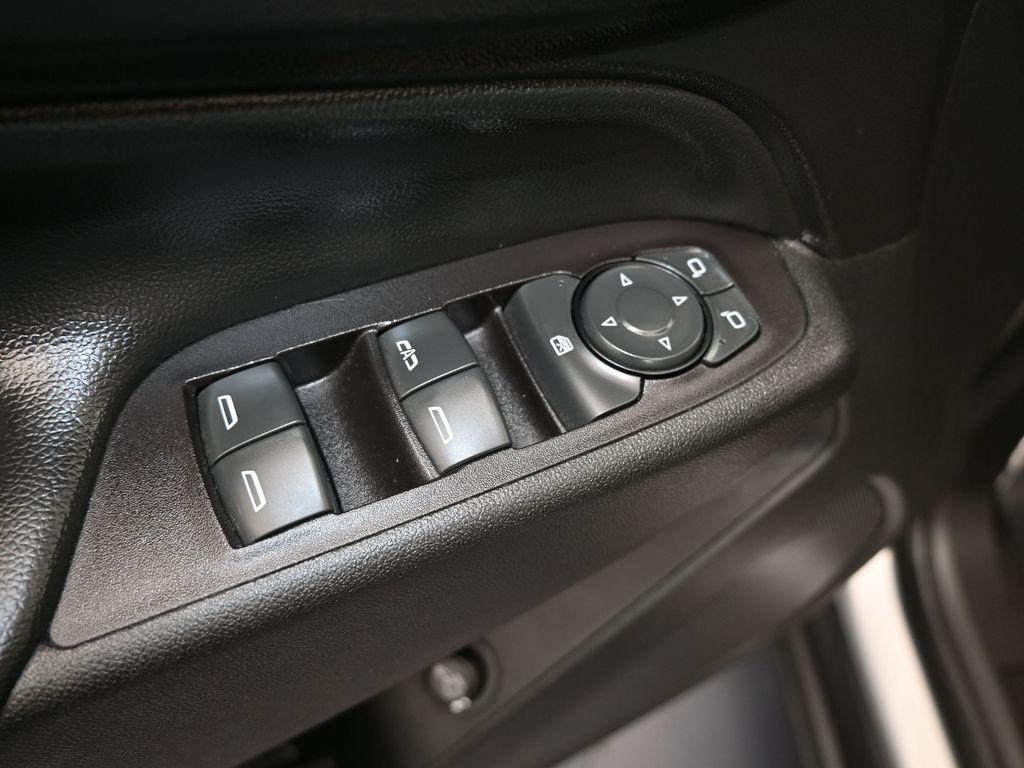 used 2019 Chevrolet Equinox car, priced at $13,191