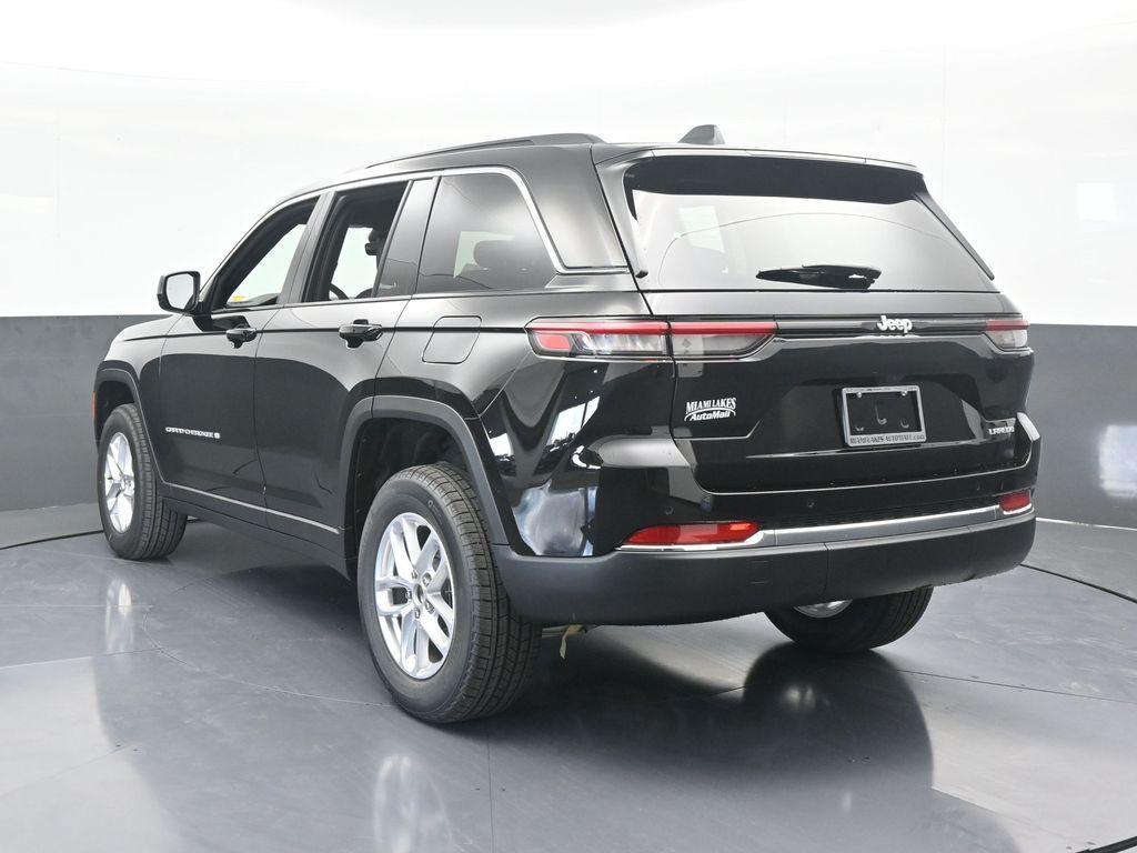 new 2025 Jeep Grand Cherokee car