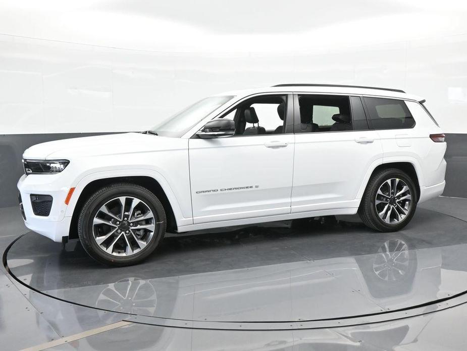 new 2024 Jeep Grand Cherokee L car, priced at $49,674