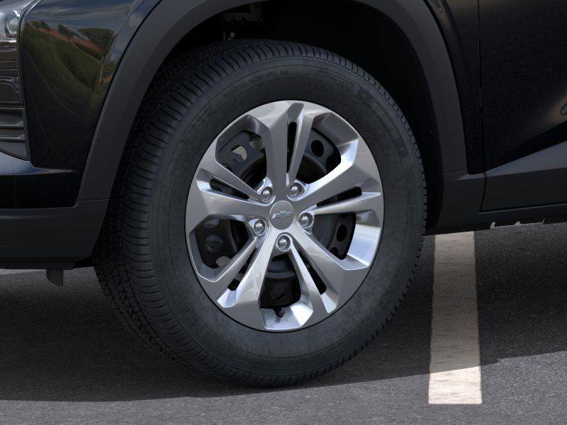 new 2025 Chevrolet Trax car, priced at $18,395