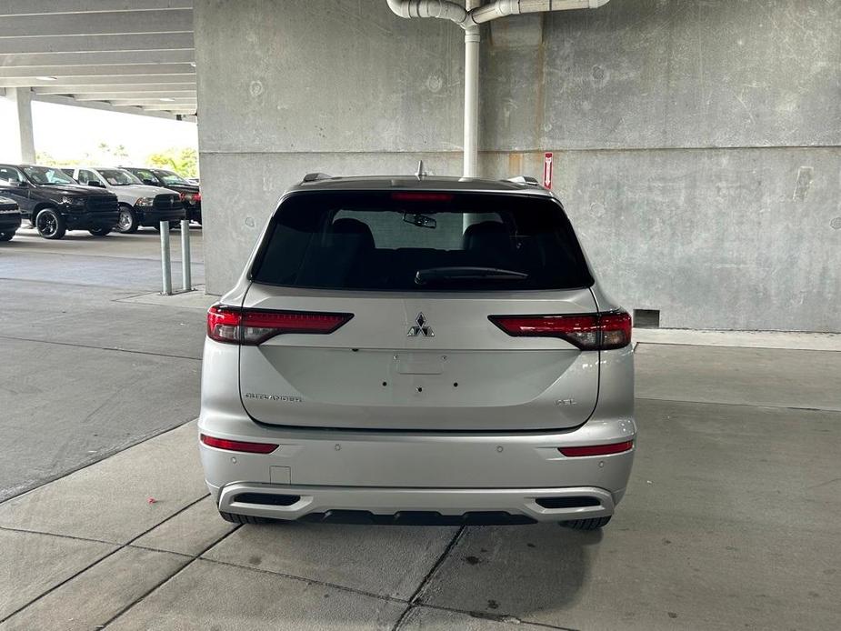 new 2024 Mitsubishi Outlander car, priced at $33,904