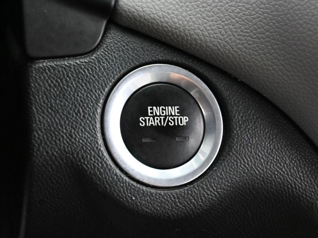 used 2020 Chevrolet Equinox car, priced at $12,927