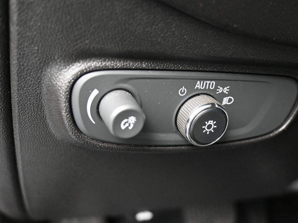 used 2020 Chevrolet Equinox car, priced at $12,927