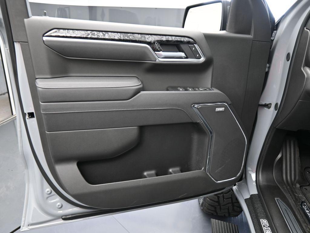 new 2025 Chevrolet Silverado 1500 car, priced at $48,285