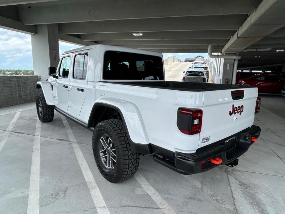 new 2024 Jeep Gladiator car, priced at $57,386