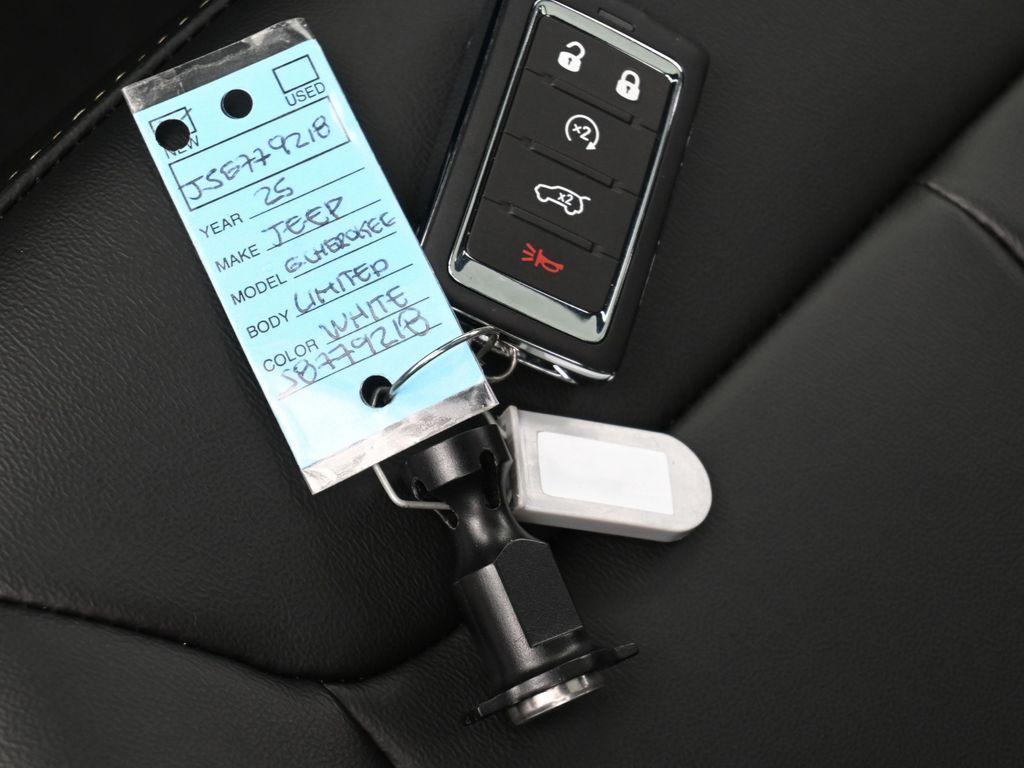 new 2025 Jeep Grand Cherokee car