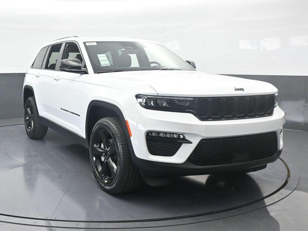 new 2025 Jeep Grand Cherokee car