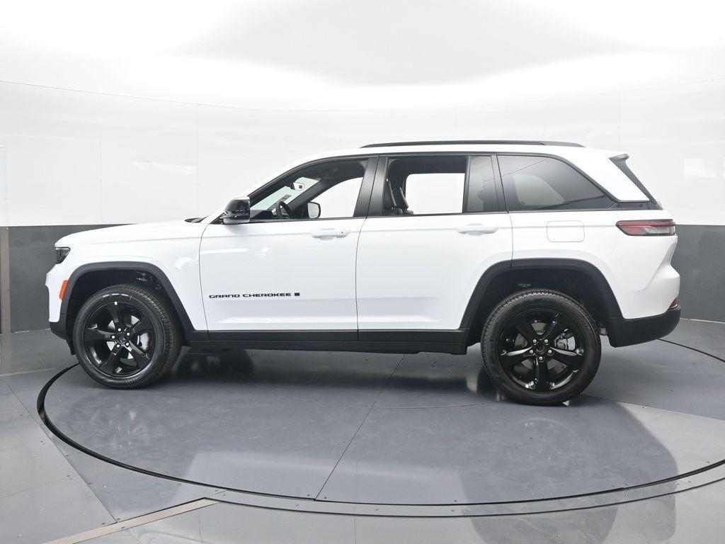 new 2025 Jeep Grand Cherokee car