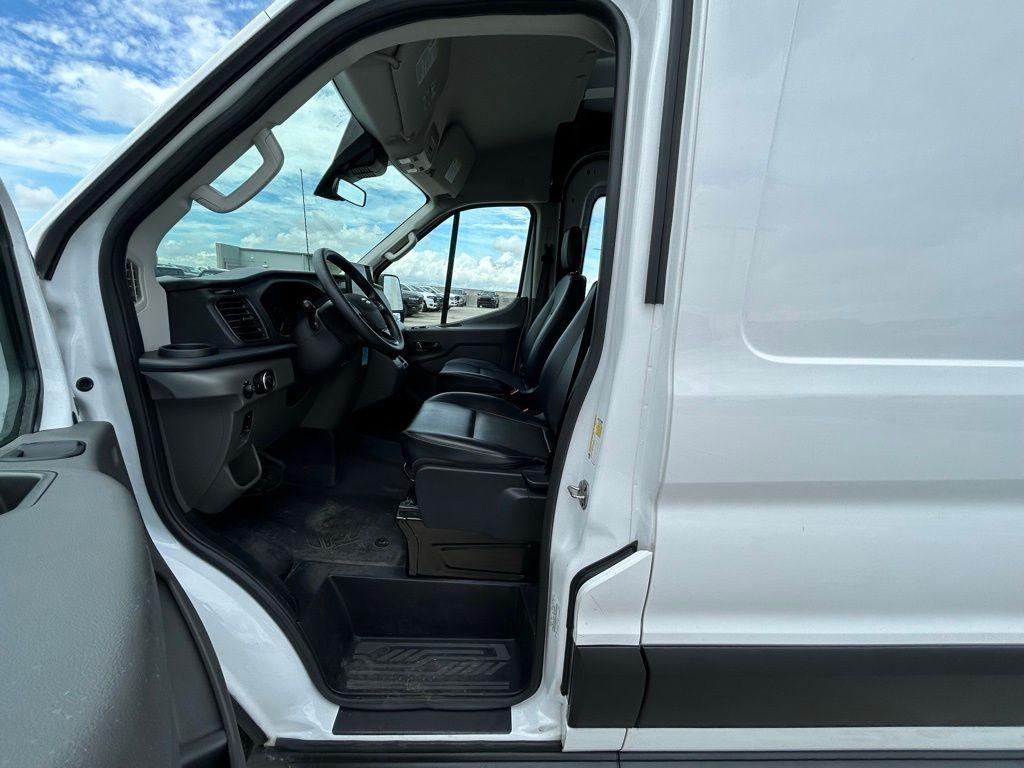 used 2022 Ford E-Transit car, priced at $23,990