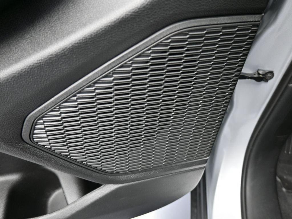 used 2024 Jeep Grand Cherokee car, priced at $29,994