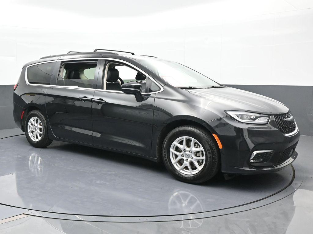 used 2022 Chrysler Pacifica car, priced at $17,999