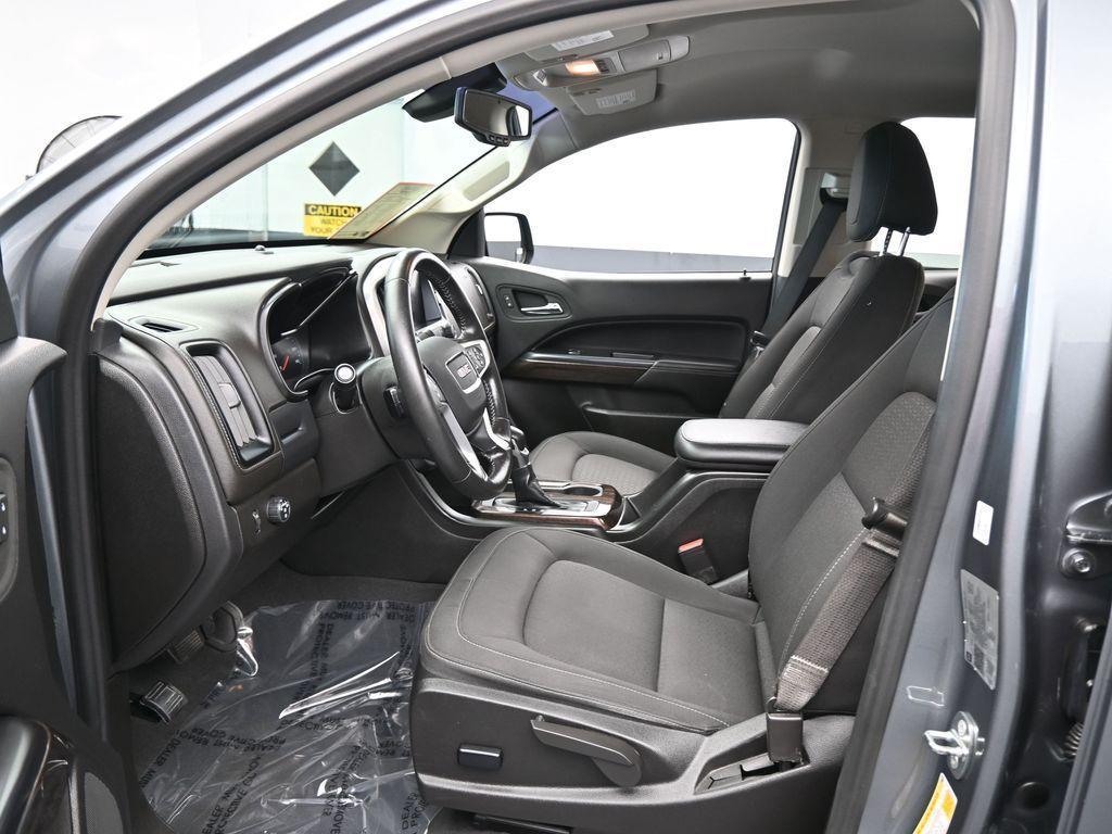used 2022 GMC Canyon car, priced at $25,550