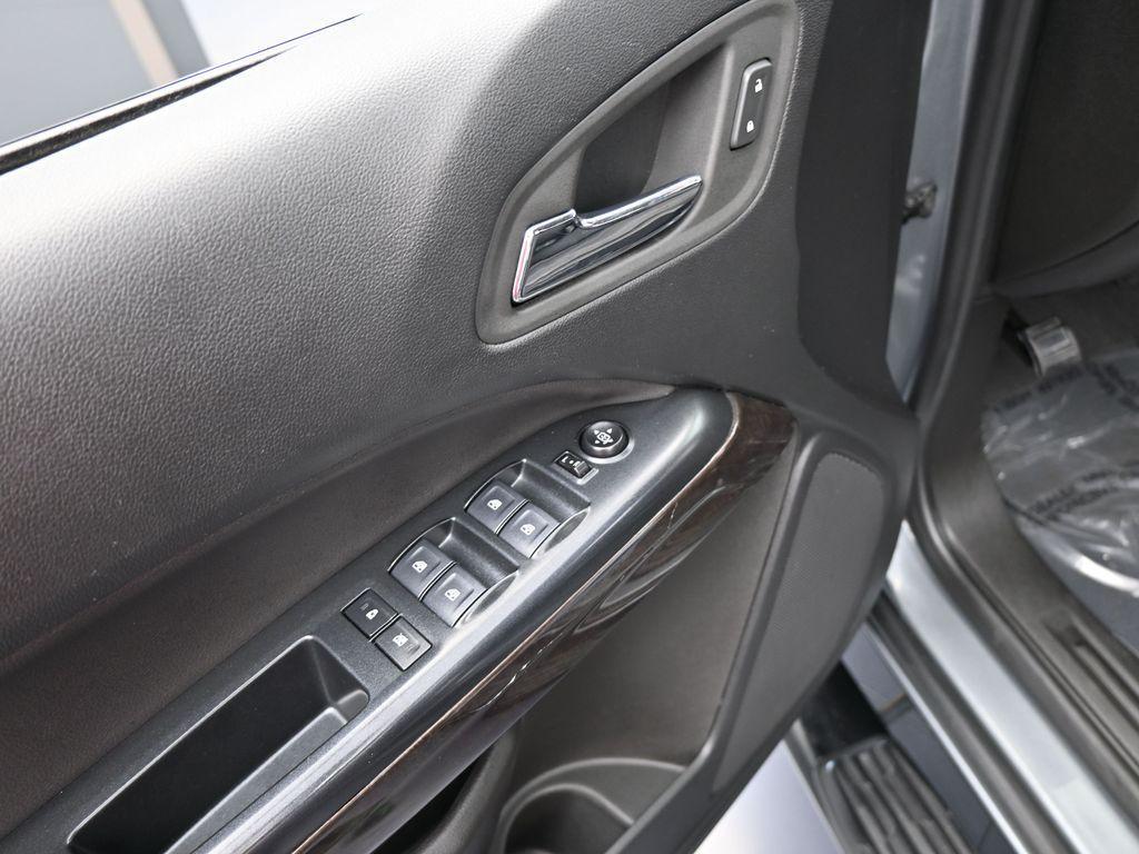 used 2022 GMC Canyon car, priced at $25,550