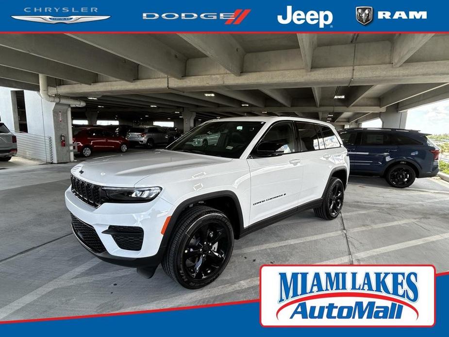 new 2024 Jeep Grand Cherokee car, priced at $40,047