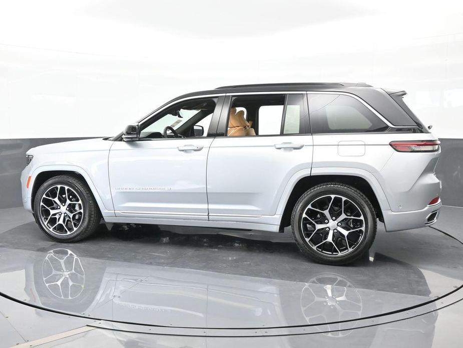 new 2024 Jeep Grand Cherokee car, priced at $54,317