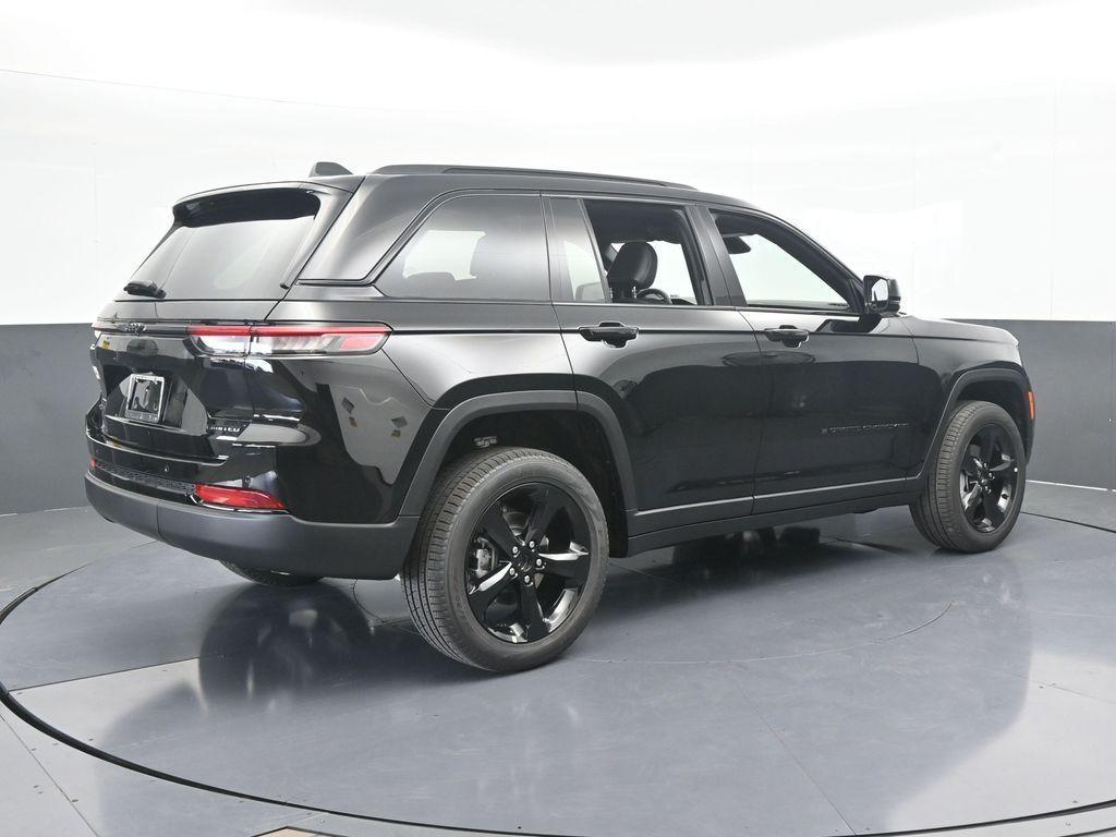 new 2025 Jeep Grand Cherokee car
