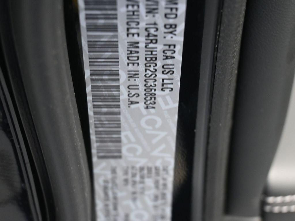 new 2025 Jeep Grand Cherokee car