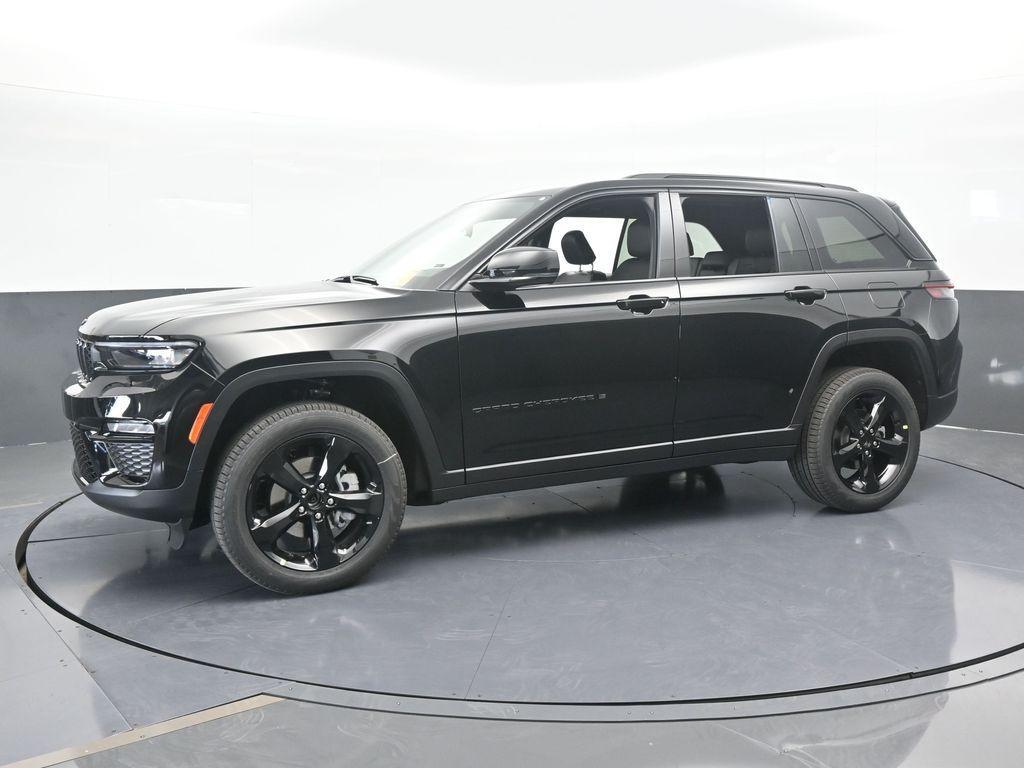 new 2025 Jeep Grand Cherokee car