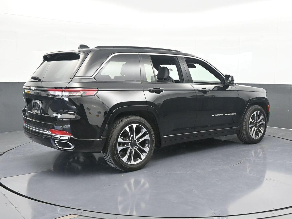used 2024 Jeep Grand Cherokee car, priced at $43,995