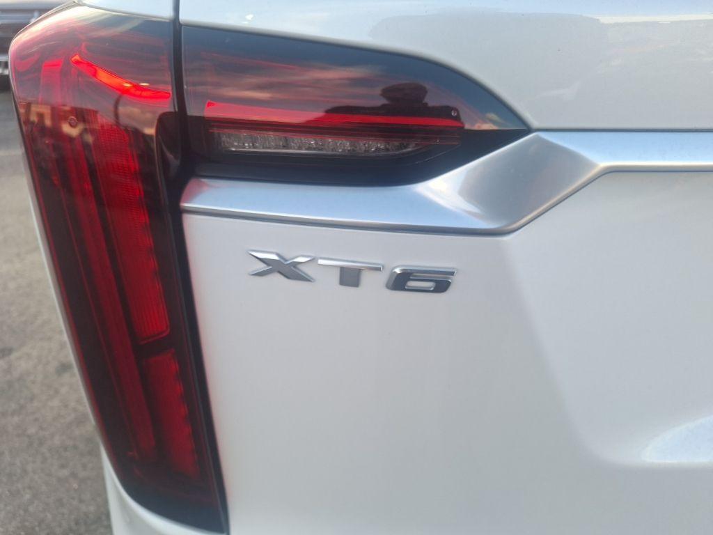 used 2020 Cadillac XT6 car, priced at $25,996
