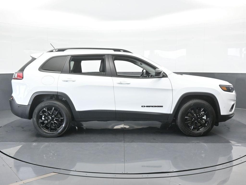 used 2023 Jeep Cherokee car, priced at $19,792