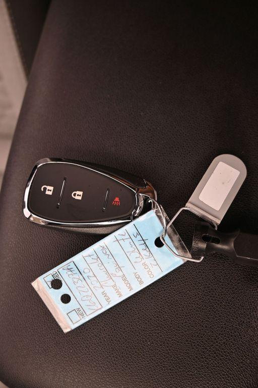 used 2020 Chevrolet Equinox car, priced at $11,991