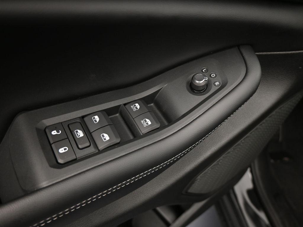 new 2025 Jeep Grand Cherokee car
