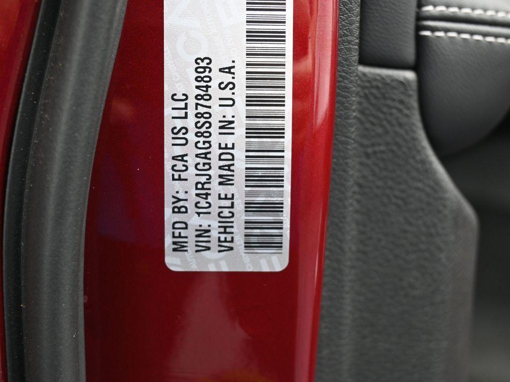 new 2025 Jeep Grand Cherokee car