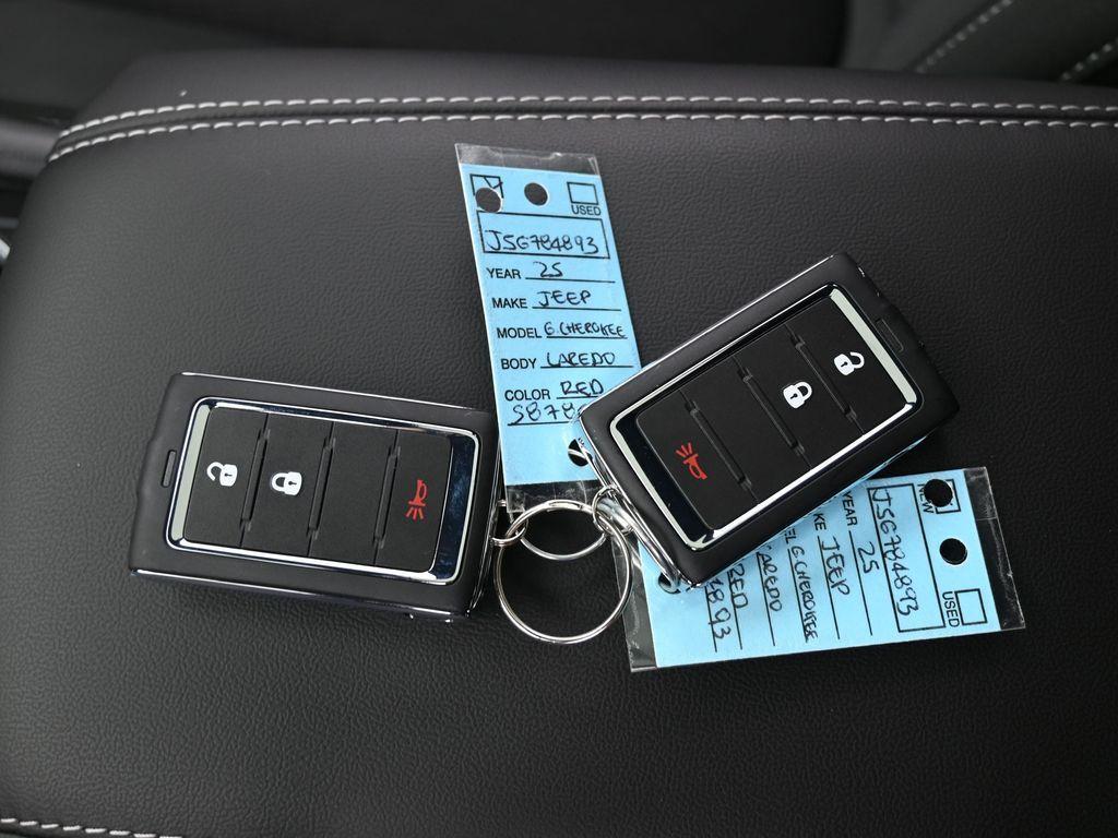 new 2025 Jeep Grand Cherokee car