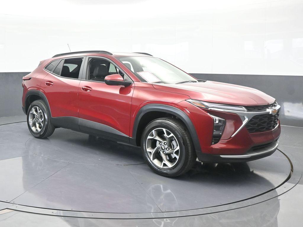 used 2025 Chevrolet Trax car, priced at $20,500