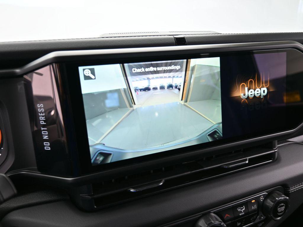 new 2024 Jeep Gladiator car, priced at $44,466