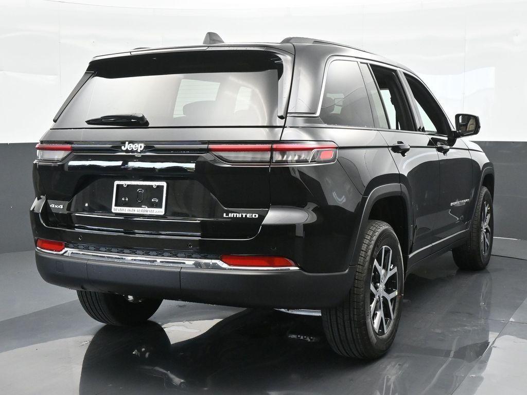 new 2024 Jeep Grand Cherokee car, priced at $44,081