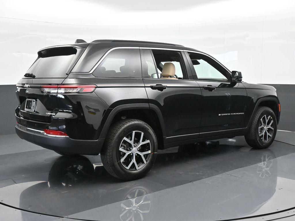 new 2024 Jeep Grand Cherokee car, priced at $44,081