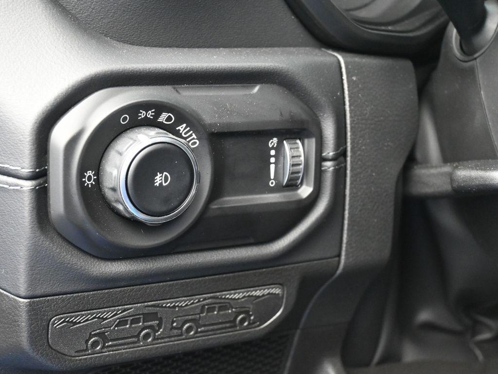 new 2025 Jeep Wrangler car