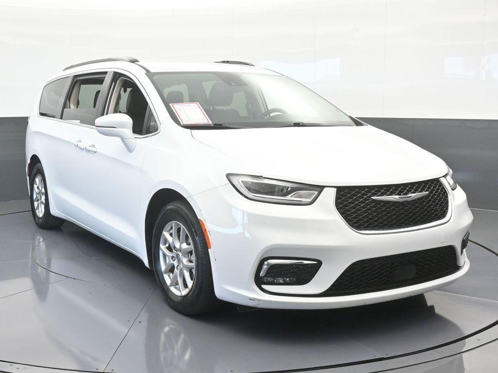 used 2022 Chrysler Pacifica car, priced at $18,999