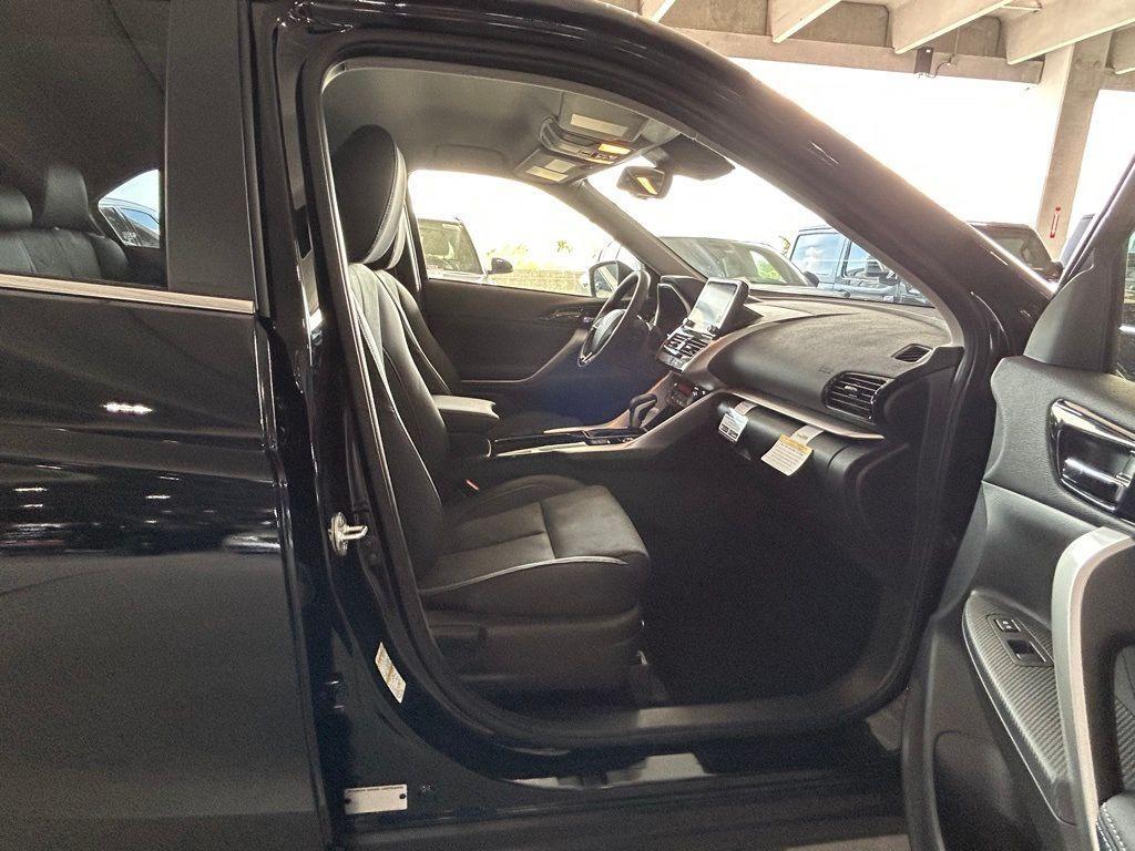new 2024 Mitsubishi Eclipse Cross car, priced at $26,686