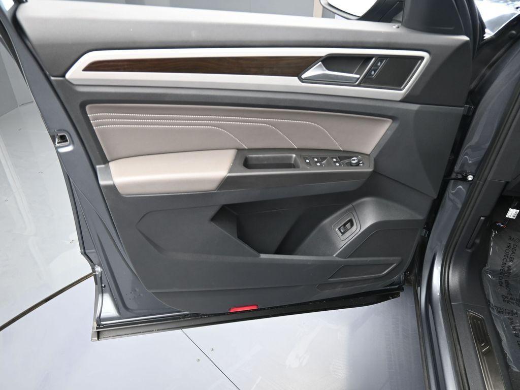 used 2023 Volkswagen Atlas car, priced at $31,750