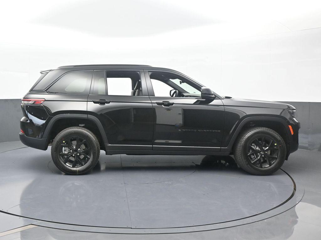 new 2025 Jeep Grand Cherokee car