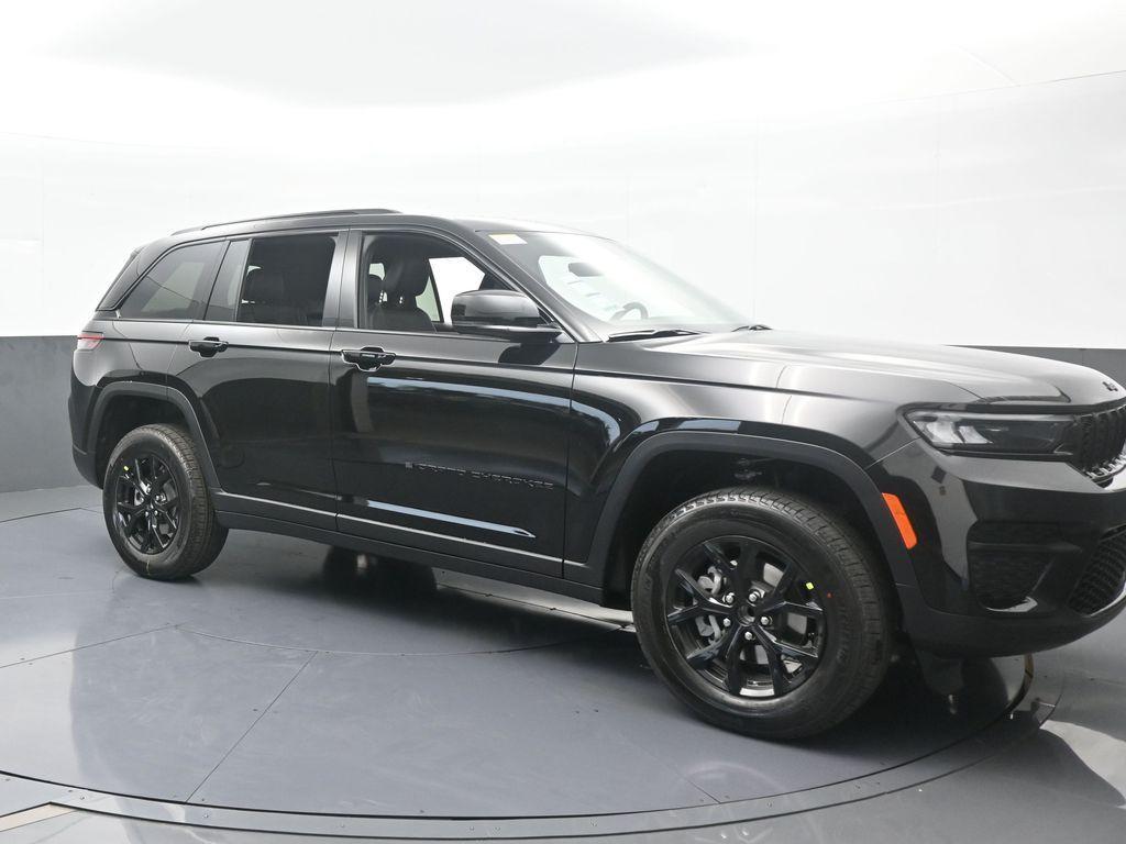 new 2025 Jeep Grand Cherokee car