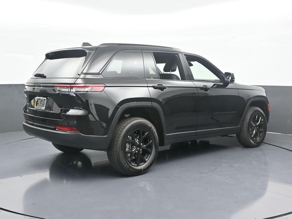 new 2025 Jeep Grand Cherokee car