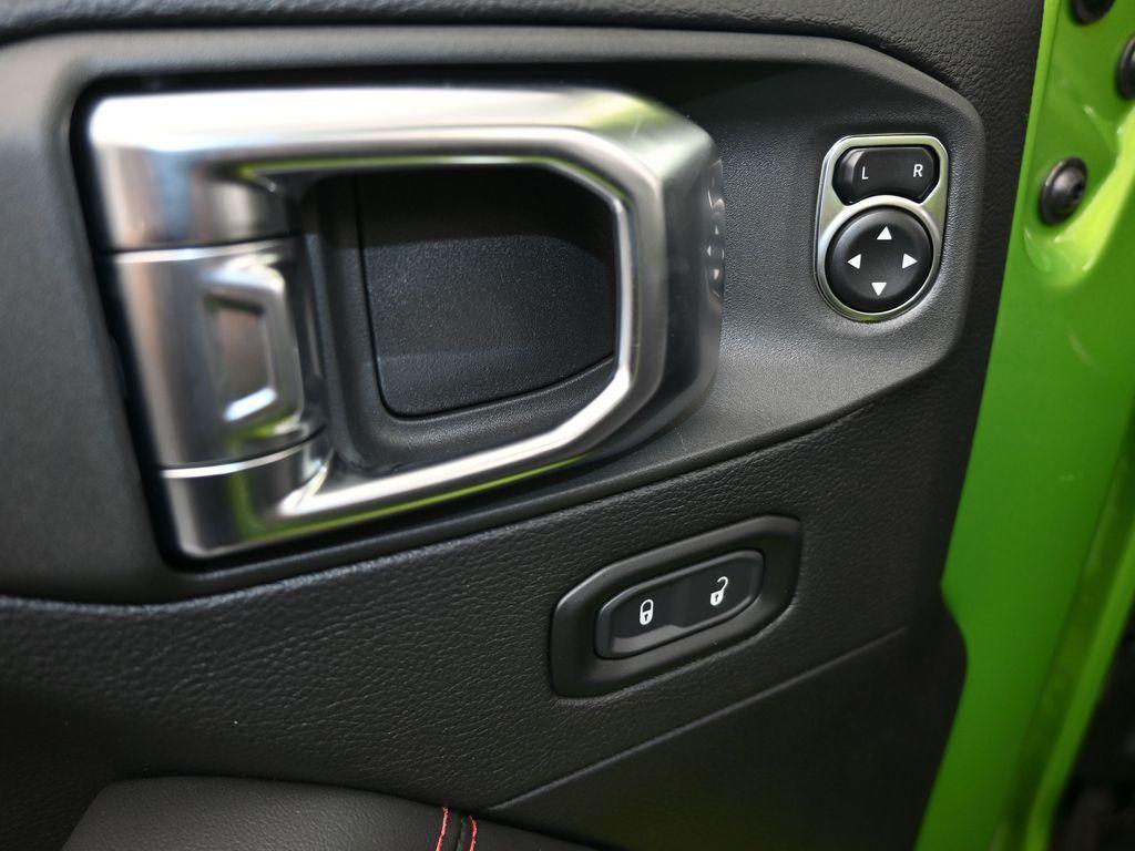 new 2025 Jeep Wrangler car, priced at $59,787