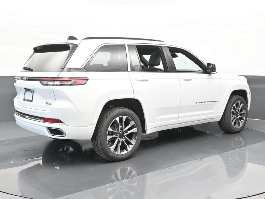 new 2024 Jeep Grand Cherokee car, priced at $48,214