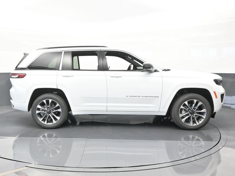 new 2024 Jeep Grand Cherokee car, priced at $48,214