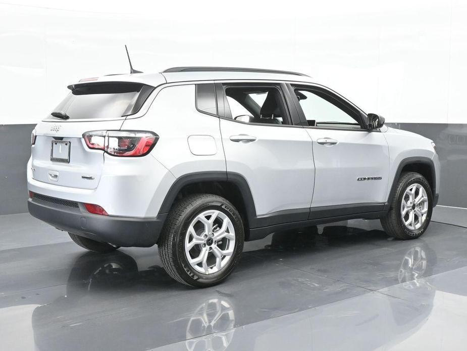 new 2025 Jeep Compass car, priced at $27,612