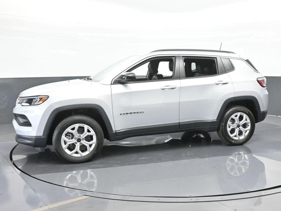 new 2025 Jeep Compass car, priced at $27,612