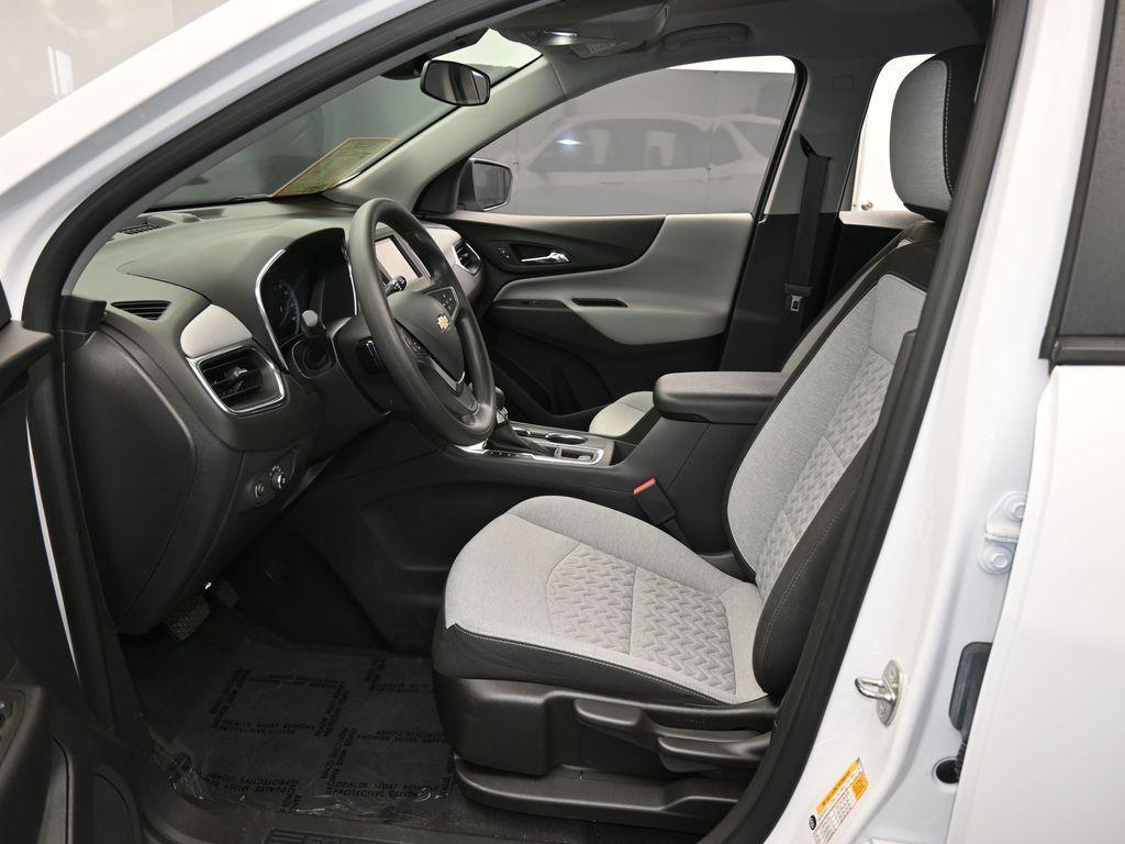 used 2023 Chevrolet Equinox car, priced at $17,995