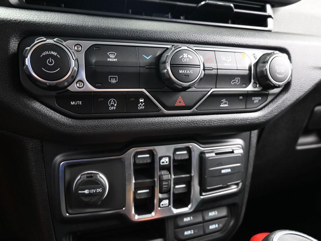 new 2024 Jeep Gladiator car, priced at $42,291